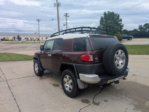Used 2007 Toyota FJ Cruiser 4WD image 7