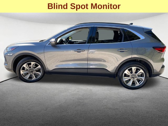 Certified 2025 Ford Escape Platinum AWD/4WD image 7