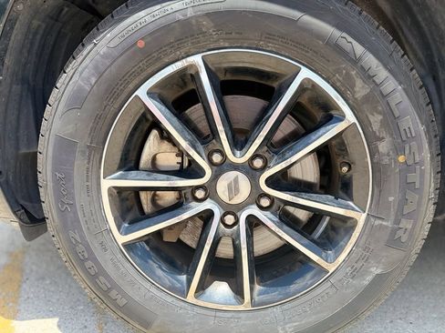 Used 2018 Dodge Journey SE w/ Blacktop Package FWD image 8