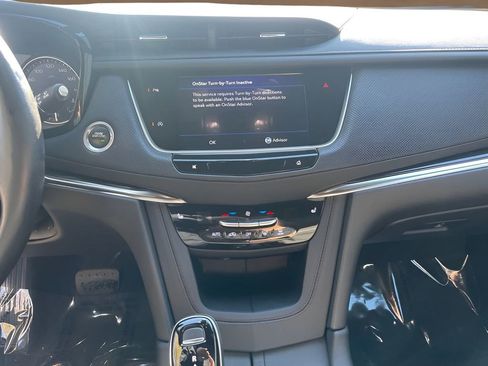 Used 2022 Cadillac XT5 Premium Luxury image 19