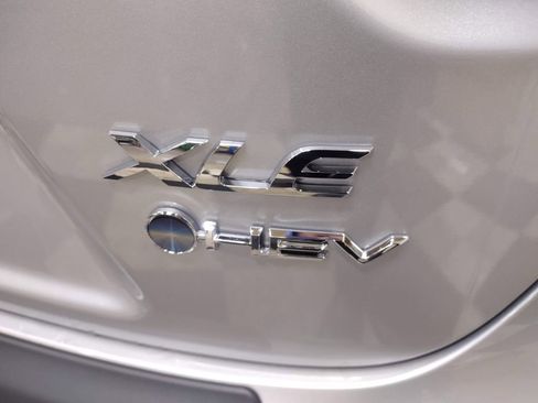 Used 2026 Toyota Corolla XLE image 16