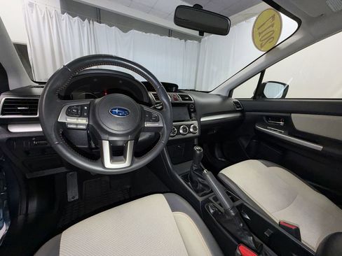 Used 2017 Subaru Crosstrek 2.0i Premium AWD/4WD image 18