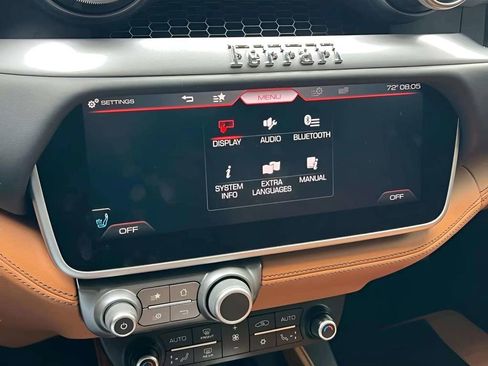 Used 2020 Ferrari Portofino Base image 34