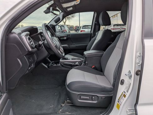 Used 2023 Toyota Tacoma TRD Sport image 27