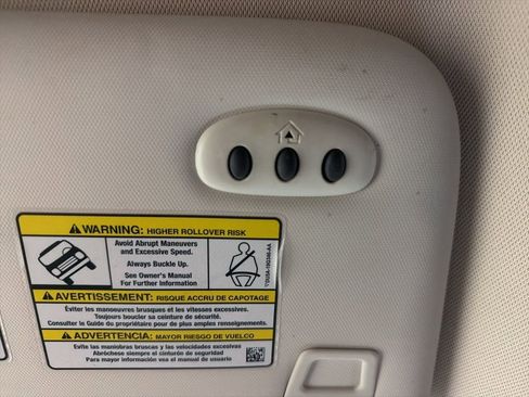 Used 2016 Ford Escape Titanium w/ Equipment Group 301A image 30