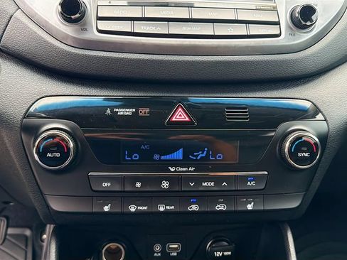 Used 2018 Hyundai Tucson SEL Plus FWD image 33