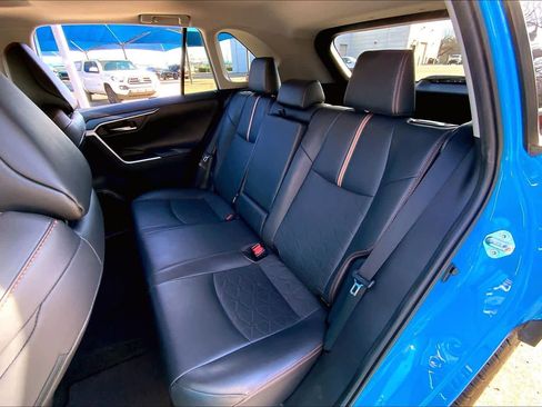 Used 2019 Toyota RAV4 Adventure image 19