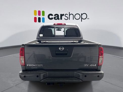 Used 2020 Nissan Frontier SV image 4