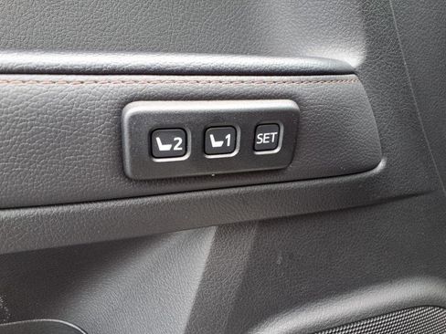 Used 2023 Toyota 4Runner Limited image 16