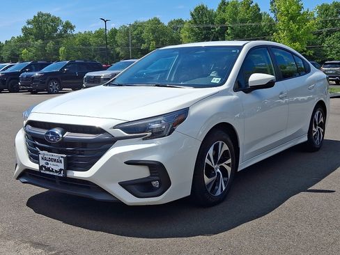 Certified 2024 Subaru Legacy Premium AWD/4WD image 3