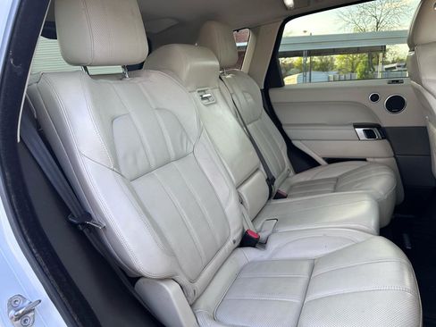 Used 2014 Land Rover Range Rover Sport HSE image 20