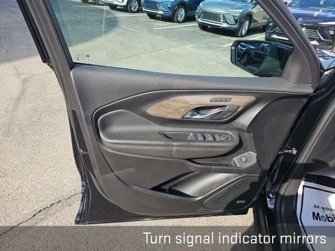 Used 2023 GMC Terrain Denali image 36