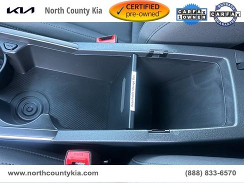 Certified 2025 Kia Niro LX image 27