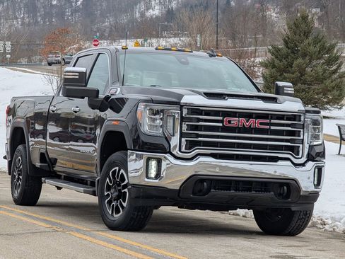 Used 2020 GMC Sierra 2500 SLT w/ SLT Convenience Package image 17
