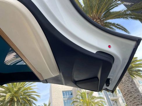 Used 2018 Tesla Model X 100D AWD/4WD image 56