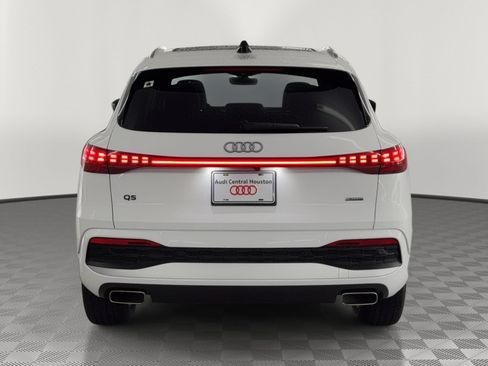 Used 2025 Audi Q5 Premium w/ 19" Wheel Package AWD/4WD image 10