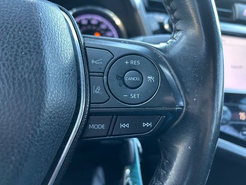 Used 2019 Toyota Camry SE image 19