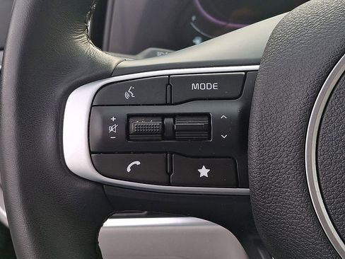 Certified 2024 Kia Sportage EX image 17