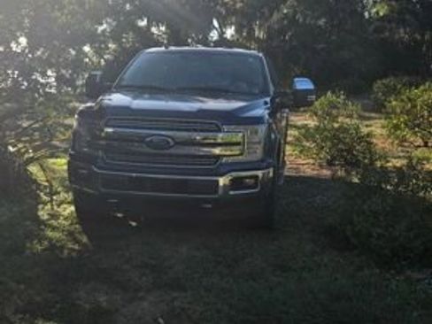 Used 2020 Ford F150 Lariat w/ Equipment Group 502A Luxury image 3