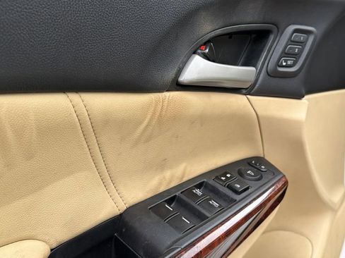 Used 2011 Honda Crosstour EX-L image 15