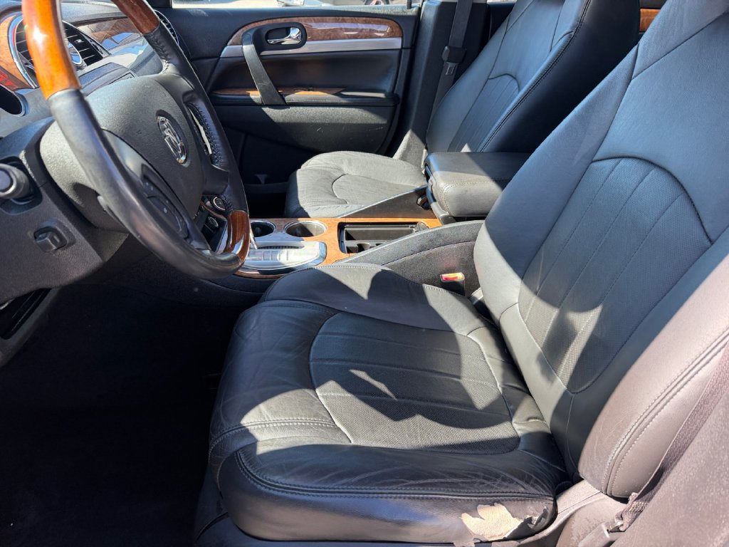 Used 2011 Buick Enclave CXL FWD image 9