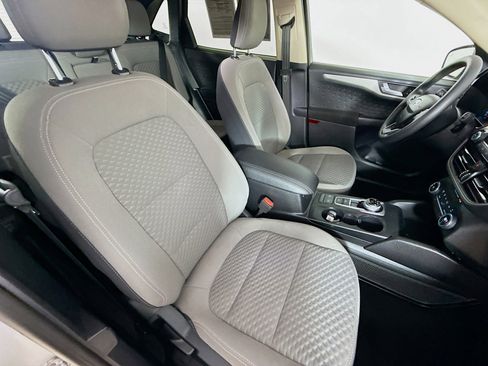 Used 2020 Ford Escape SE FWD image 35