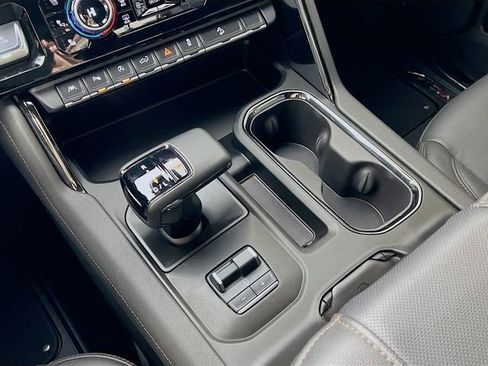 Used 2025 GMC Sierra 1500 AT4 w/ AT4 Premium Package image 23