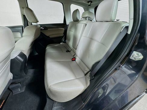 Used 2014 Subaru Forester 2.5i Touring AWD/4WD image 30
