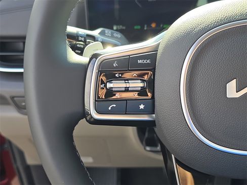 New 2026 Kia Carnival SX image 33