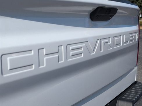 Used 2020 Chevrolet Silverado 1500 LT w/ Convenience Package image 29