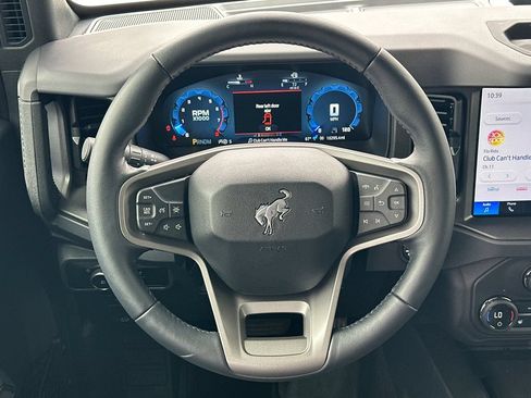 Used 2025 Ford Bronco Badlands AWD/4WD image 24