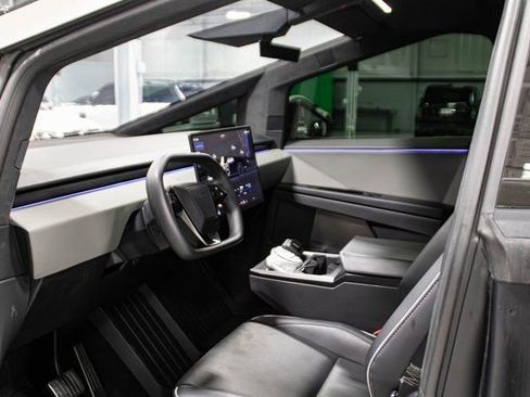 Used 2025 Tesla Cybertruck AWD Crew Cab image 7