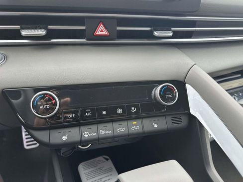 New 2026 Hyundai Elantra SEL Sport Premium FWD image 22