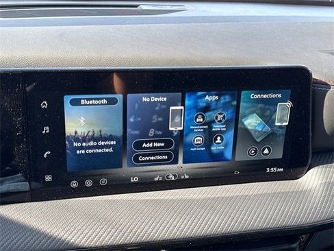 New 2026 Nissan Kicks SR w/ Cold Weather Package image 13