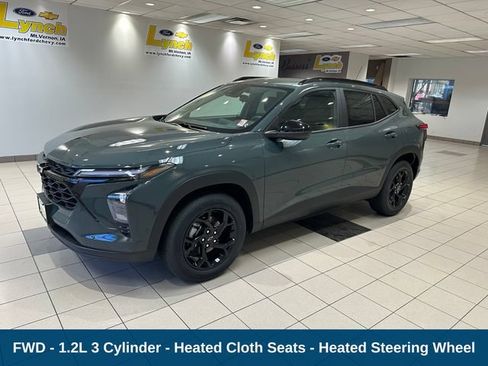 New 2026 Chevrolet Trax LT w/ Sunroof Package FWD image 2