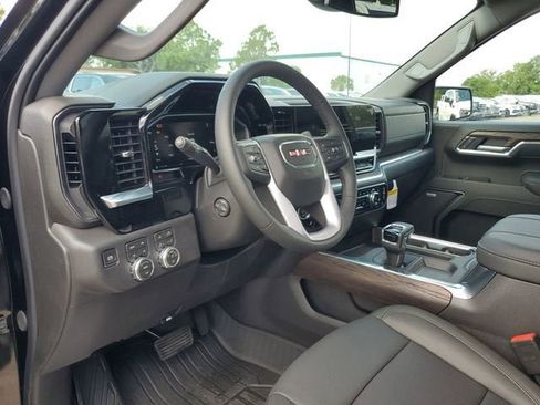 New 2026 GMC Sierra 1500 SLT AWD/4WD image 22