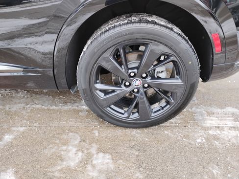 Used 2023 Buick Envision Preferred w/ Sport Touring Package image 24