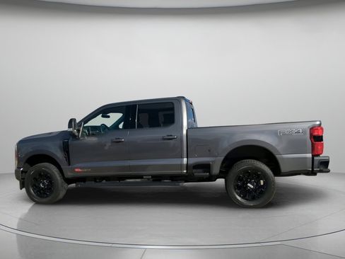 New 2026 Ford F250 Lariat w/ Black Appearance Package image 16