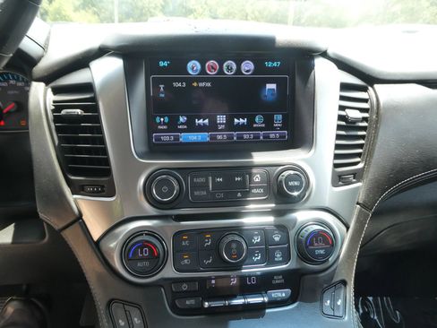 Used 2019 Chevrolet Tahoe LT AWD/4WD image 19