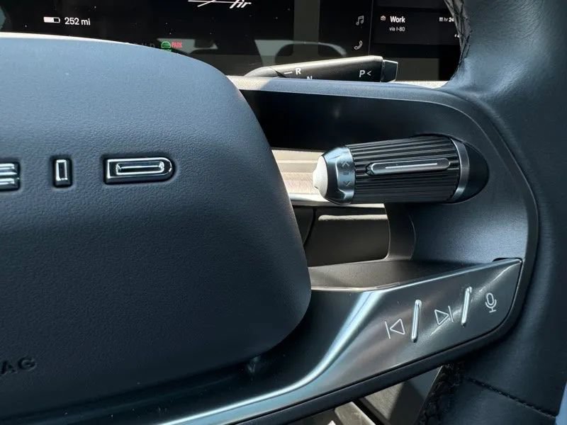 Used 2023 Lucid Air Pure AWD/4WD image 23