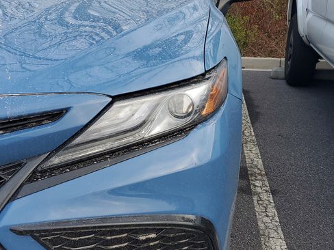 Used 2023 Toyota Camry XSE image 4