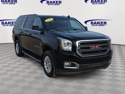 Used 2016 GMC Yukon XL SLT w/ Open Road Package image 3