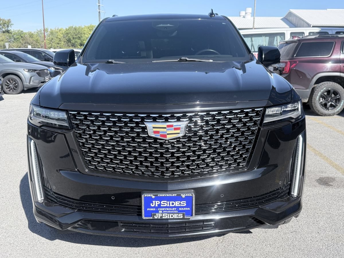 Used 2023 Cadillac Escalade ESV Premium Luxury AWD/4WD image 2