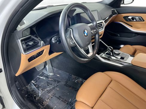 Used 2022 BMW 330i Sedan w/ Premium Package RWD image 9