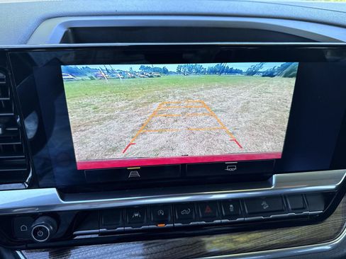 Used 2023 Chevrolet Silverado 1500 RST AWD/4WD image 24