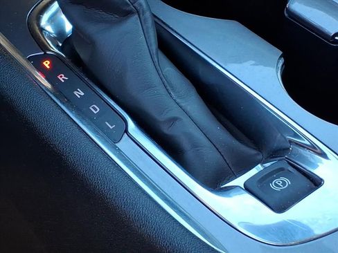 Used 2024 Chevrolet Malibu LT image 27