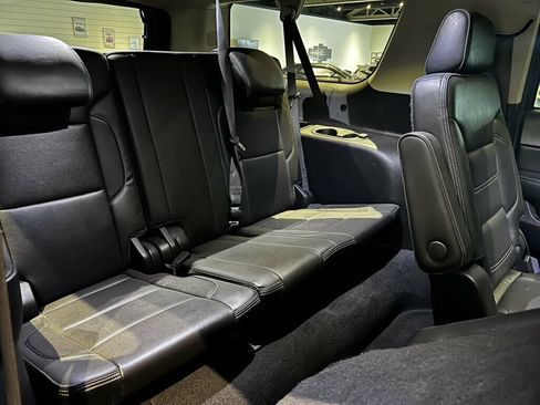 Used 2020 GMC Yukon XL Denali AWD/4WD image 19