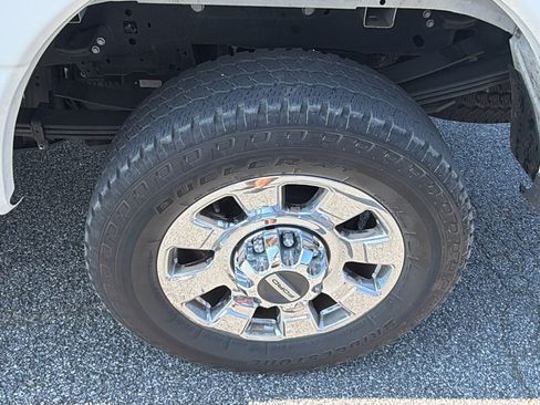 Used 2024 Ford F250 Lariat w/ Chrome Package AWD/4WD image 12