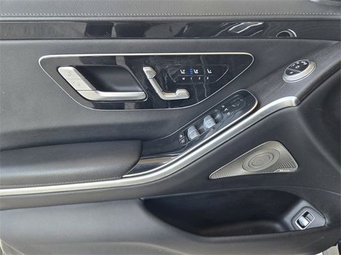 Used 2022 Mercedes-Benz S 500 4MATIC image 22