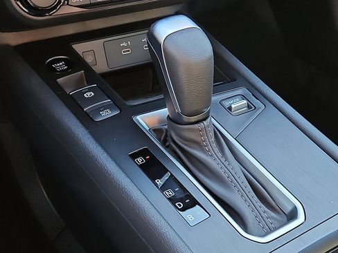 New 2026 Nissan Kicks SV w/ SV Premium Package image 13